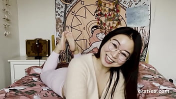 Gadis China Manis Ini Senang Banget Bikin Video Masturbasi Untuk Kami