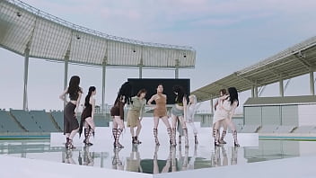 Twice Bikin Heboh Dengan Video Musik ‘hare Hare’ Yang Seru!