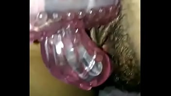 Ngemut Dildo Sampai Merem Melek