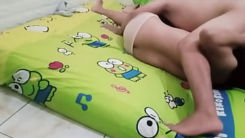 Tukang Bakso Ganteng Selingkuhi Istri Lurah, Heboh!