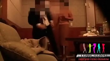 Mimpi Indah Gadis Pirang Remaja