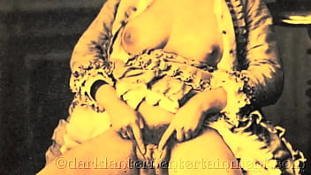 Postcards Rahasia Dari Ibu Tiri Yang Misterius