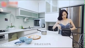 Kisah Hangat Ibu Tiri Yang Menghibur Anak Tiri Patah Hati