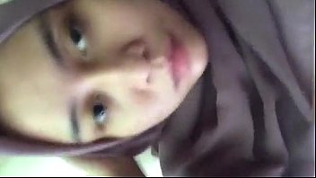 Hijab Solo Untuk Wanita Karier Yang Elegan