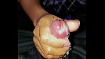 Kakakku Terobsesi Dengan Kejantananku
