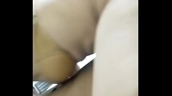Video Panas: Wanita Indonesia Minta ‘layanan’ Sebelum Berangkat Kerja