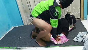 Gokil! Pesen Gojek Buat Ajak Mesum Di Rumah