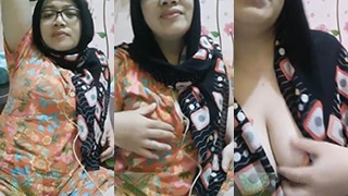 Ukhti Seksi Goyang Hot