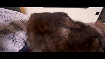 Bocah Ganteng Dibantu Ibu Tiri Atasi Guncangan Hormon