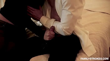 Ella Knox, Remaja Muslim Tiri Yang Seksi, Balas Dendam Pada Ibu Tiri Dengan Rayu Ayah Tirinya