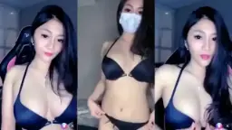 Reva The Selebgram Hosts A Steamy Live Show At Bar2 Mango
