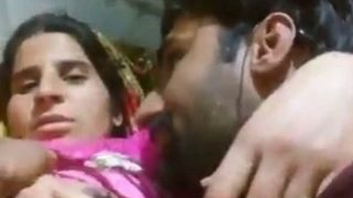 Hot Punjabi Babe’s Tits Sucking Leaked Sex Tape