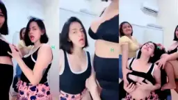 Jilat-jilatan Panas Bareng Host Mango Live