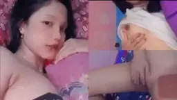 Gadis Muda Cantik Toge Claras Telanjang Bulat