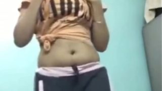 Gadis India Yang Menggoda