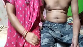 Pembantu Ganas Menggila Di Ranjang Nyonya Nakal Dalam Video Mesum