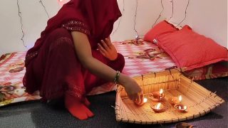 Malam Dipawali Yang Panas, Bercinta Liar Dengan Pacar Dan Bhabhi Di Desa India Yang Memikat