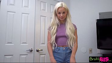 Si Cantik Pirang Nakal Elsa Jean: “serahin Duit Lo, Gue Hisap Kontol Lo Sampe Kering”