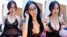 Awcece Host Cantik Toge Sugar Live, Goyangannya Bikin Makin Greget, Bibir Merah Ngegoda, Nikmatin Aja Tiap Detiknya