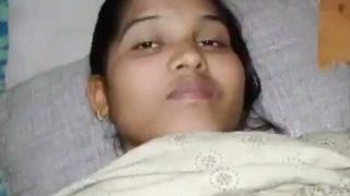Cewek Toko Bunga India, Keerthi, Digenjot Di Rumah
