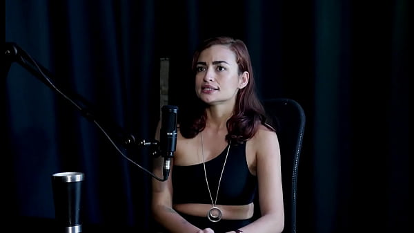Ibu Ketemu Pesta Seks Anaknya, Belum Sempat Nge-video Bareng Banci, Memutuskan Berhenti Buat Sembuh, Malah Dijuluki “bintang Porno Aliran Injil” – Kamilla Werneck (sheer/red)