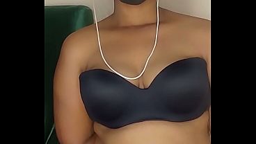 Cewek India Pacarku Crot Di Memek Gede Becek Penuh Cairan