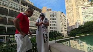 Sheik Árabe Desembrou No Brasil Na Copa, Ele E O Guia TurÍstico Pegaram As Torcedoras Gostosas Do Hotel, Meteram Gostoso AtÉ O Cuzinho Das Vagabundas, Completinho No Red