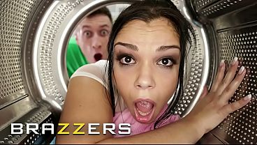 Brazzers – Adegan Macet Liar Berujung Ngentot Panas, Kumpulan Bintang Paling Hot Siap Bikin Muncrat