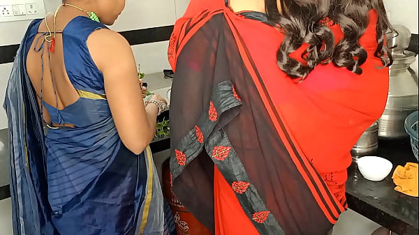 Komal Dan Ibu Mertuanya Lagi Sibuk Kerja Di Dapur, Badan Basah Kuyup, Gerakan Bikin Panas.