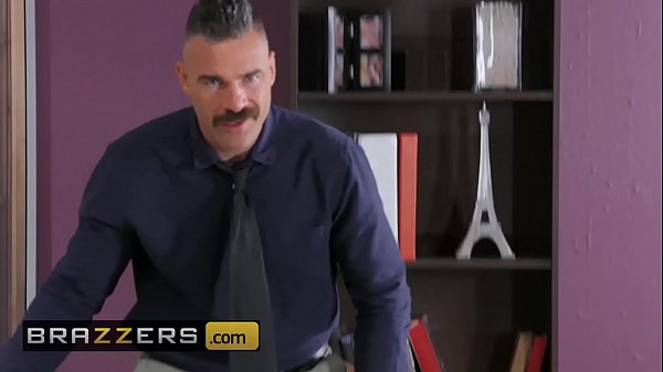 Montok Montok Di Kantor – (monique Alexander, Charles Dera) – Bos Dikendalikan Dari Jauh – Brazzers, Nenenya Goyang Goyang Bikin Ngilu