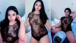 Helenacrln Pamer Tubuh Transparan, Ebot Bikin Klepek-klepek