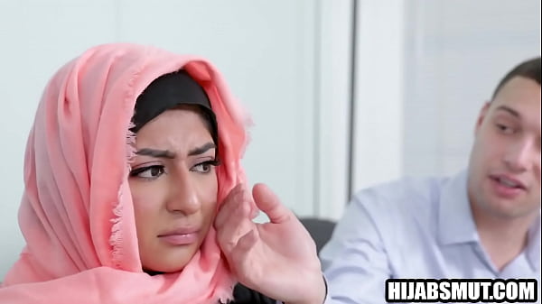 Gadis Berhijab Terpaksa Digaruk Bule Amerika Sampai Mampus.