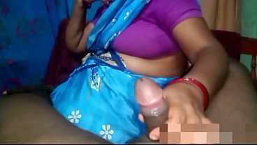 Ibu Rumah Tangga Kerala Bergoyang Liar Dengan Mainan Buatan Sendiri.
