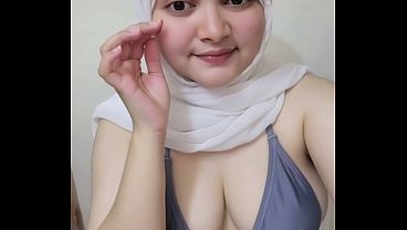 Awal-awal Goyang Twerking Pakai Hijab, Bikin Makin Panas Dan Basah.