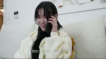 Korea – Cewek Sendirian Yang Jebak Tukang Servis Di Antara Pahanya Yang Menggoda