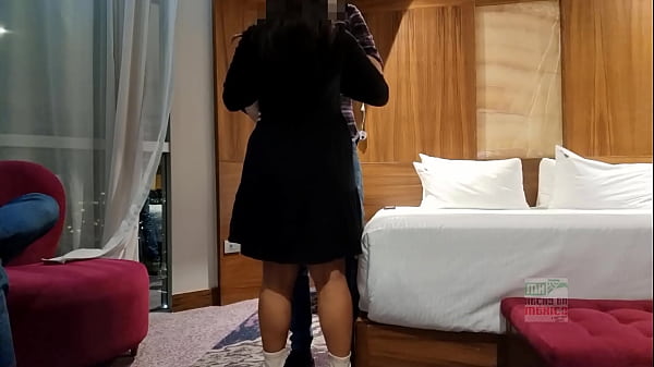 Cewek China Dibawa Suami Ke Guadalajara Biar Dikeroyok Kontol