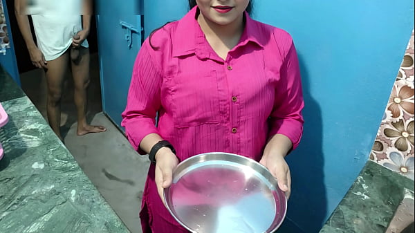 Desi Indian Bhabhi Ki Garm Kitchen Me, Devar Ke Saath Chudai Ki Sexy Gapa Gap