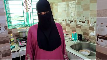 Selingkuh Suami Entot Pembantu Hijab Pas Rumah Sepi Bangla