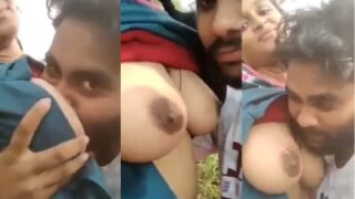 Mesum, Dia Hisap Tetek Pacarnya Di Tempat Terbuka Ala India