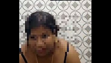 Ibu-ibu India Kepergok Lagi Mandi, Video Kamera Tersembunyi Di Kamar Mandi Bocor Jadi Viral Mms