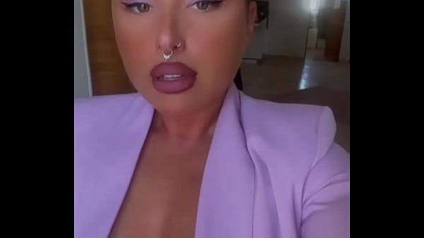 Mama Cantik Yang Nakal Banget, Bikin Pengen Digoda!