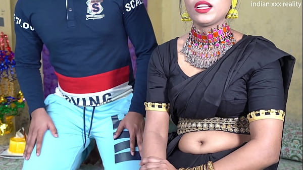 Ibu Tiri India Ngentot Ulang Tahun, Desi Gaya Hot